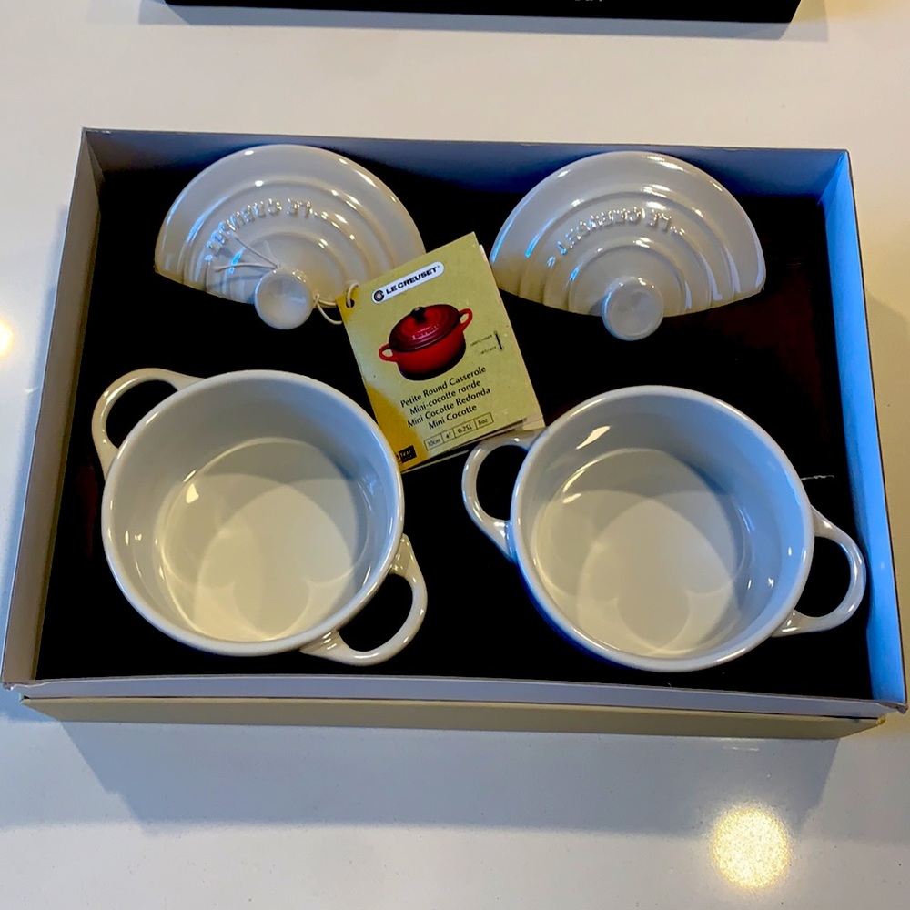 Le Creuset White Petite Round Casserole 8oz Limited Edition Mini Cocotte (4”)